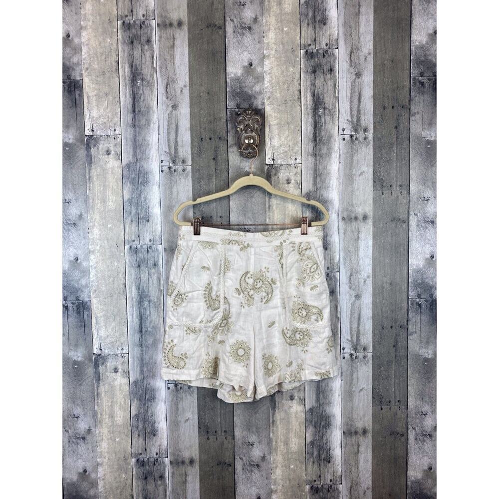 Johnny Was Maxine Walker Embroidery Paisley in Antique White Shorts Size Medium - Picture 3 of 14